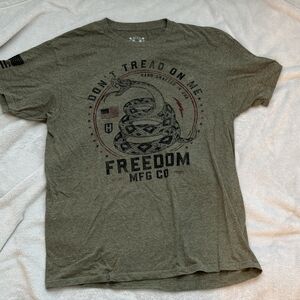 Howitzer Patriot Army Green T-Shirt for Men